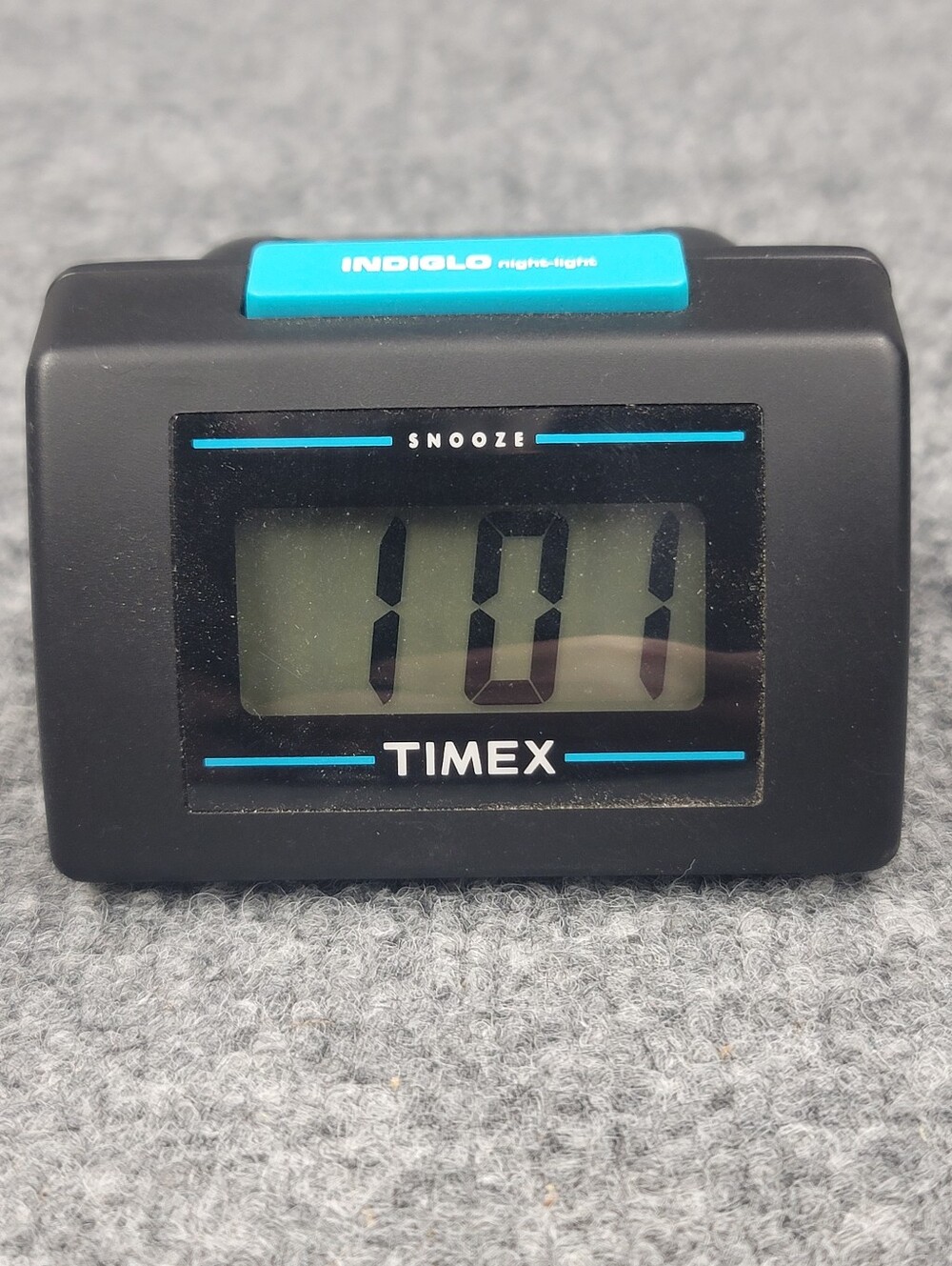 Vintage Timex Indiglo Blue Night Light Travel Digital Alarm Clock Tested Working